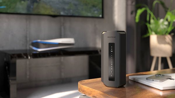 Netgear Nighthawk RS700