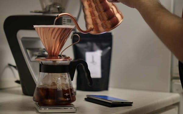 Brygg kaffe som Tetsu Kasuya – kaffeoppskrift for pour over