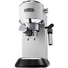 DeLonghi Dedica EC 685