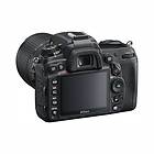 Nikon D7000 + 18-200/3,5-5,6 VR II
