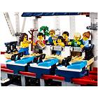 LEGO Creator 10261 Roller Coaster