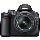 Nikon D5000 + 18-55/3,5-5,6 VR