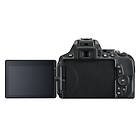 Nikon D5600 + AF-P 18-55/3,5-5,6 VR + AF-P 70-300/4,5-6,3 VR