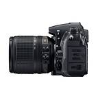 Nikon D7000 + 18-200/3,5-5,6 VR II