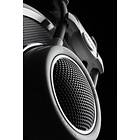AKG K701