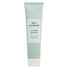 Revolution Skincare X Sali Hughes Clean Sheet Morning Cleanser 10