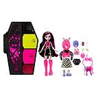 Monster High Draculaura Modedocka Skulltimate