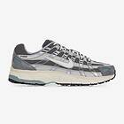 Nike Chaussure P-6000 Gris