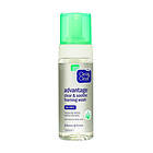 Johnson & Johnson Clean & Clear Advantage Clear & Soothe Foaming Wash 150ml