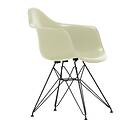 Vitra Eames Fiberglass DAR Stol Med Armlener