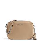 Michael Kors Jet Set Crossover Väska