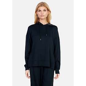 Hoodies & sweatshirts