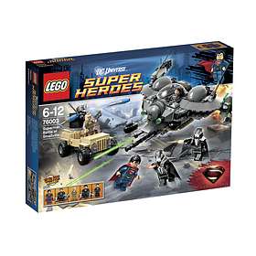 LEGO DC Comics Super Heroes 76003 Striden i Smallville