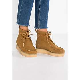 Clarks wallabee craft boots discount