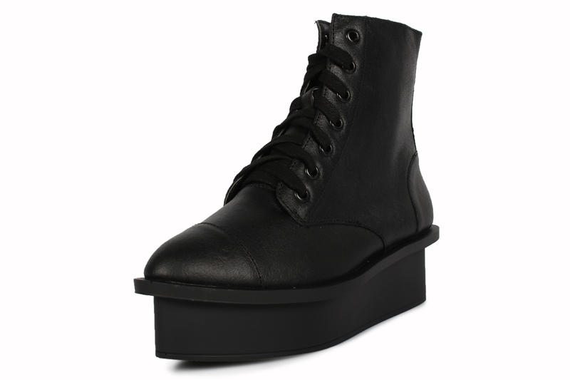 Best pris på Cheap Monday Form Boot Støvlett Sammenlign Kjøp Cheap Monday Form Boot sko Online | FOOTWAY.no