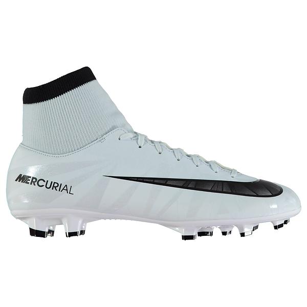 cr7 soccer boots price