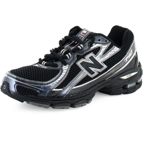 new balance 740 prezzo