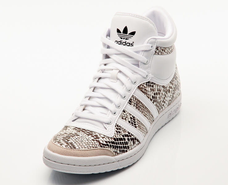 adidas chunky sneakers dam